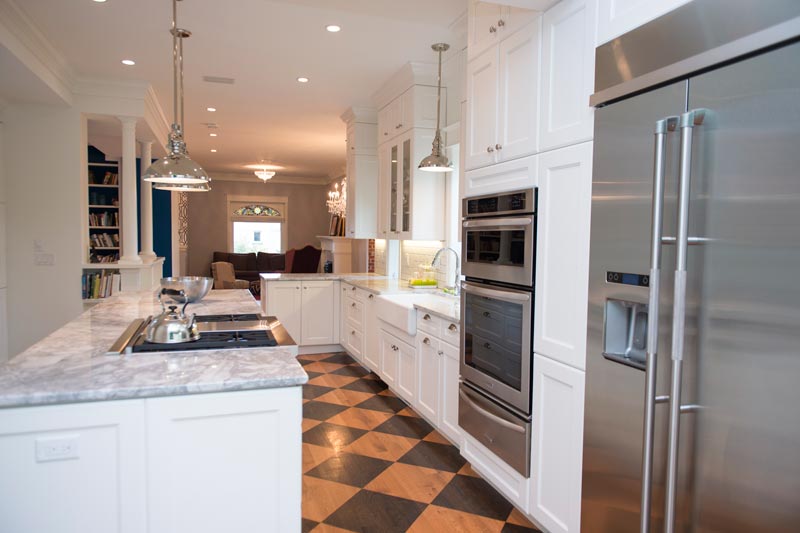 3401Wyandot-eating-space