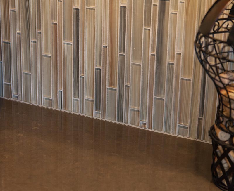 gorgeous waterfall glass tile backsplash
