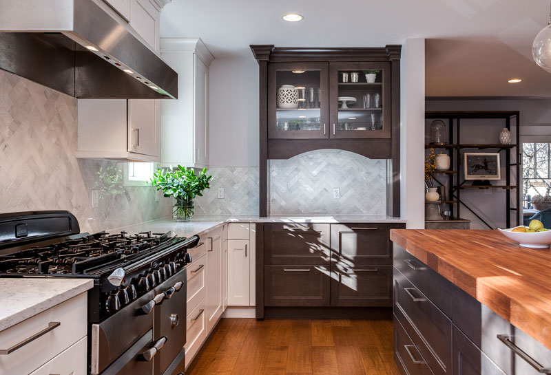 Espresso shop kitchen pantry